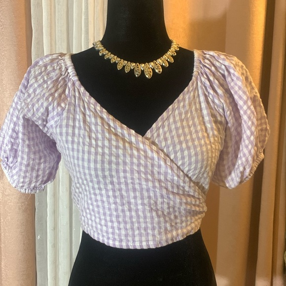 Sim & Sam Size M Gingham Wrapped V Neck Crop - Picture 1 of 11